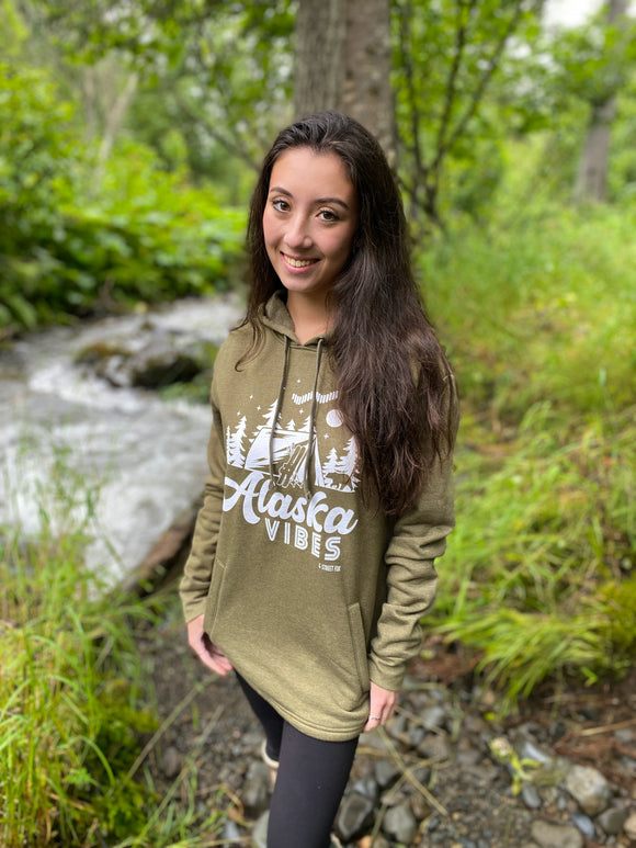 Alaska Vibes Hoodie, Green